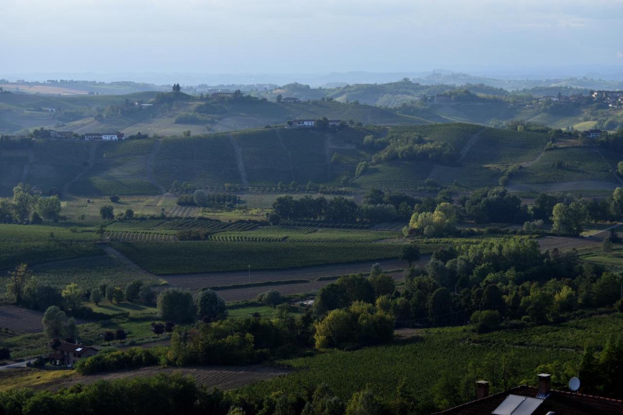 Cascina Tre Botti Hotel Agliano Terme Bagian luar foto