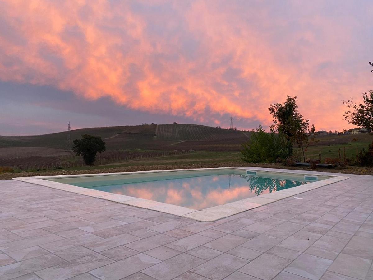 Cascina Tre Botti Hotel Agliano Terme Bagian luar foto